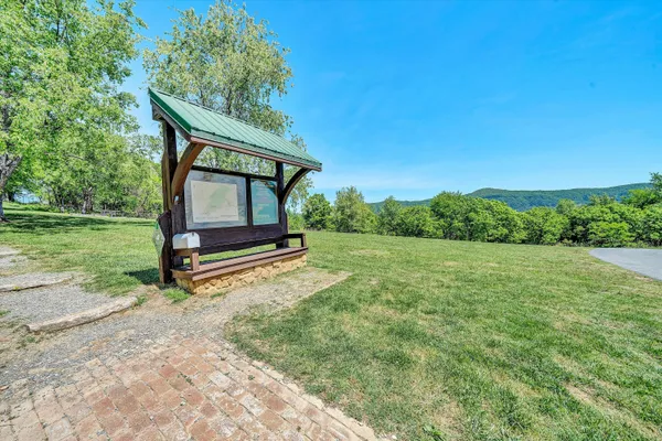 $329,995 | 52 Hillview Drive, Roanoke, VA 24019