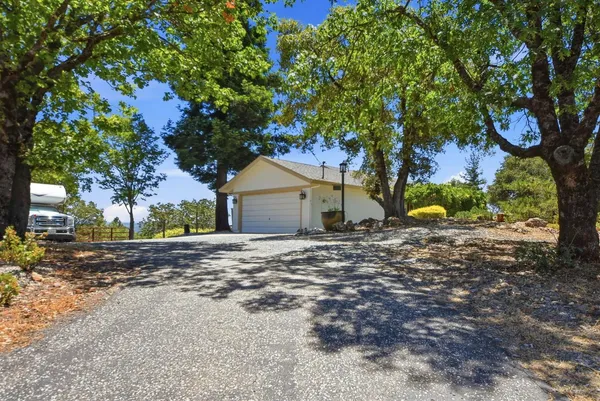 $625,000 | 21440 Meadow Oaks Lane, Colfax, CA 95713