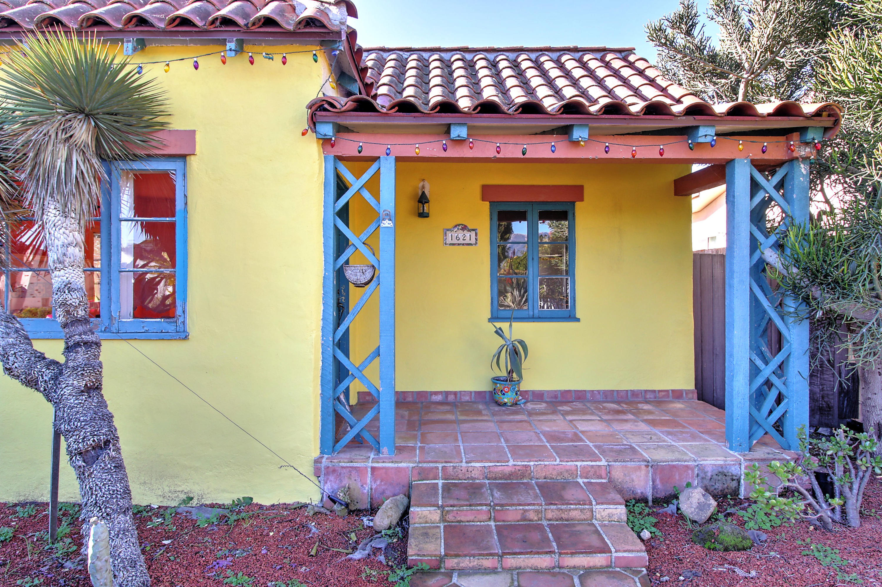 1621 Clearview Road Santa Barbara, CA 93101 - Photo 2 of 14 002