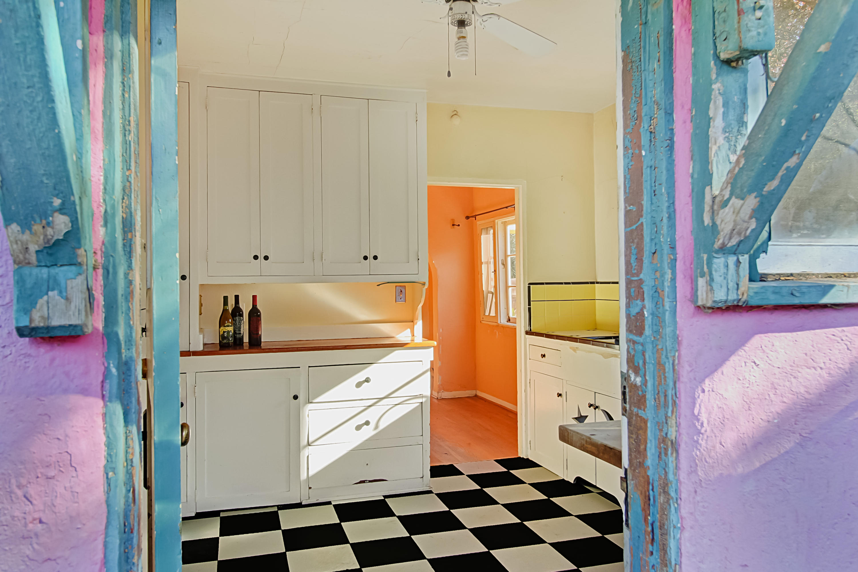 1621 Clearview Road Santa Barbara, CA 93101 - Photo 5 of 14 010