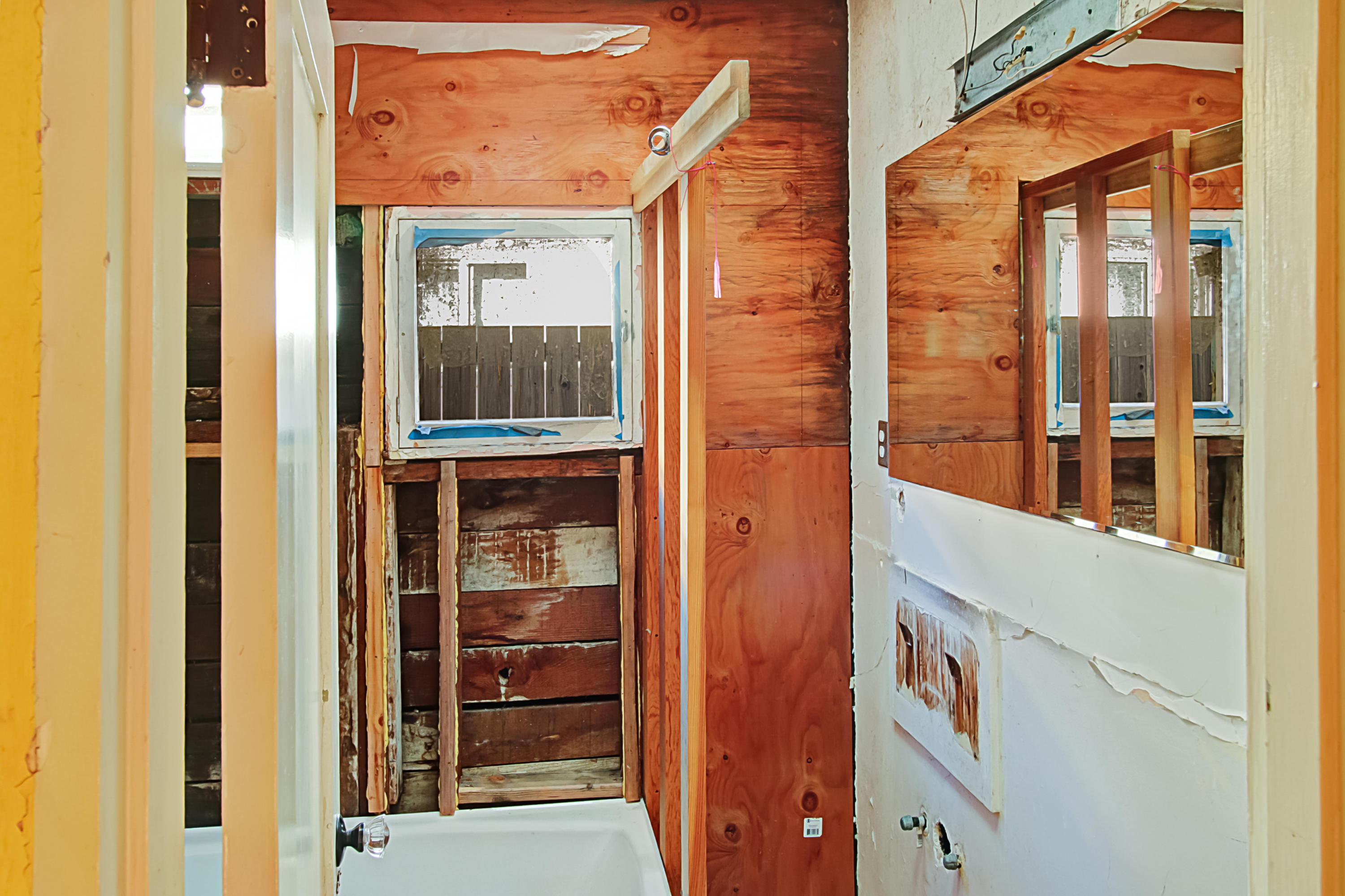 1621 Clearview Road Santa Barbara, CA 93101 - Photo 8 of 14 012