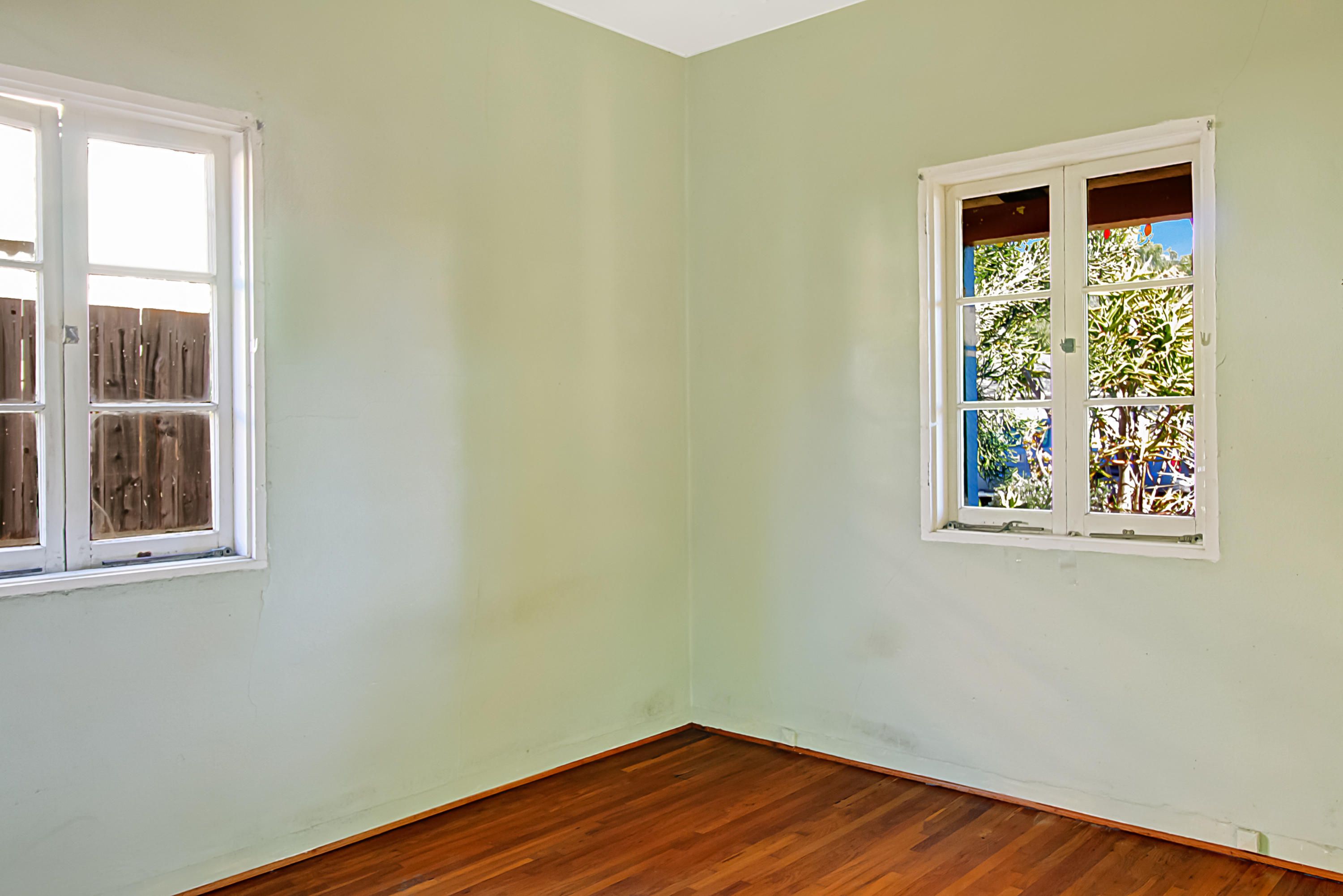 1621 Clearview Road Santa Barbara, CA 93101 - Photo 10 of 14 019