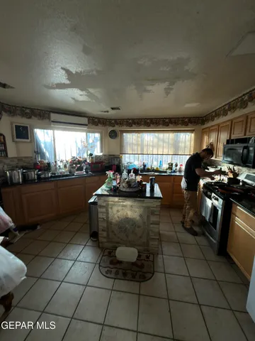 $185,000 | 1657 Lomaland Drive, El Paso, TX 79935