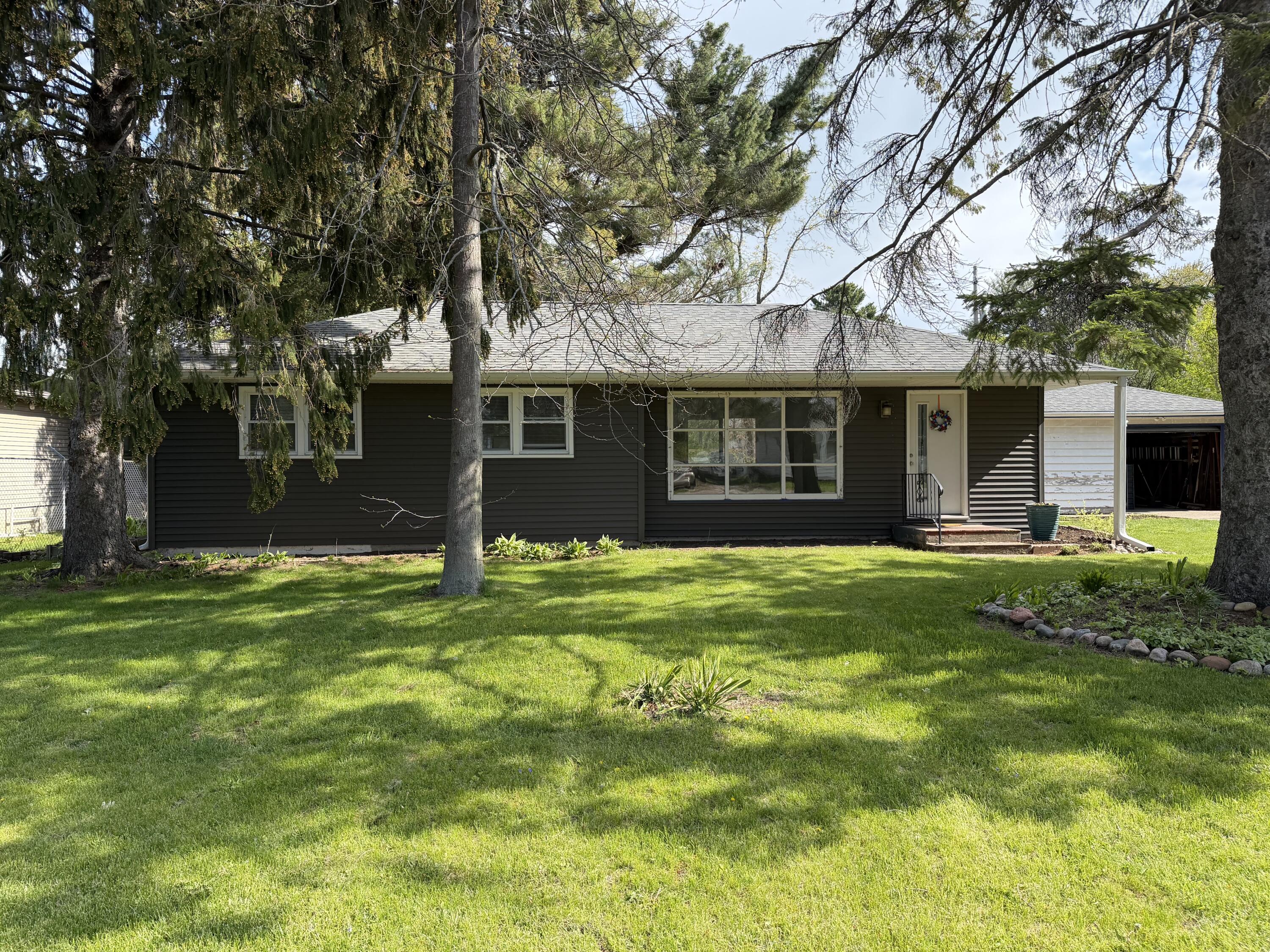 404 8th Street Somers, WI 53140 - Photo 16 of 16 Exterior