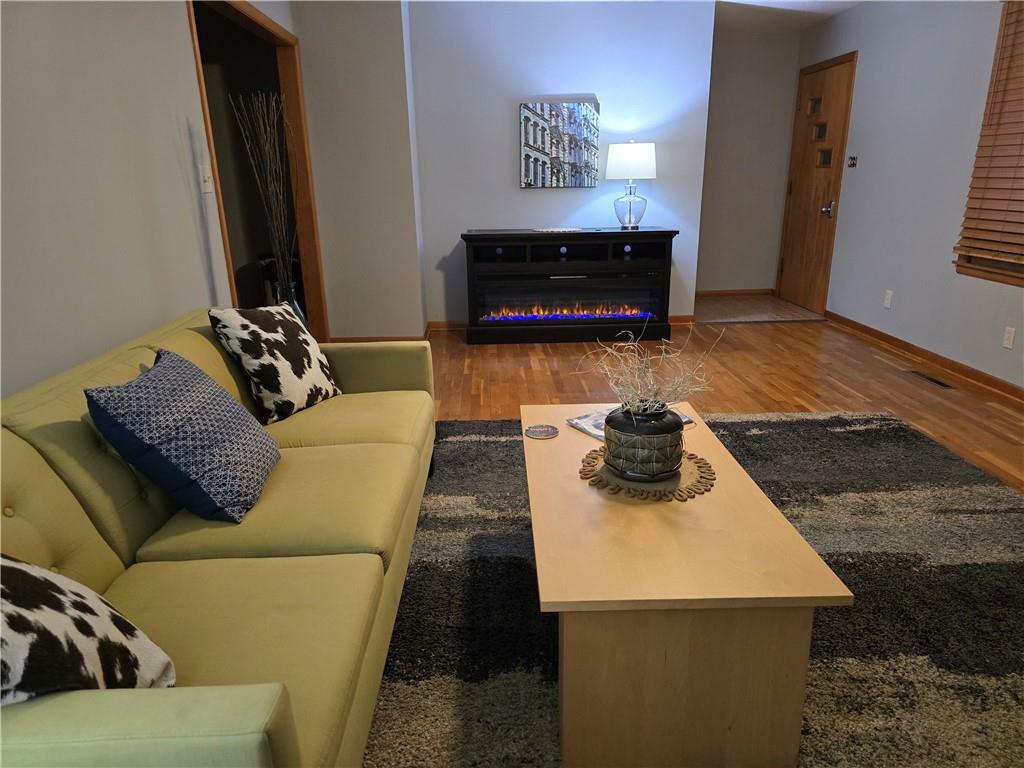 223 West 9th Street Fort Scott, KS 66701 - Photo 13 of 65