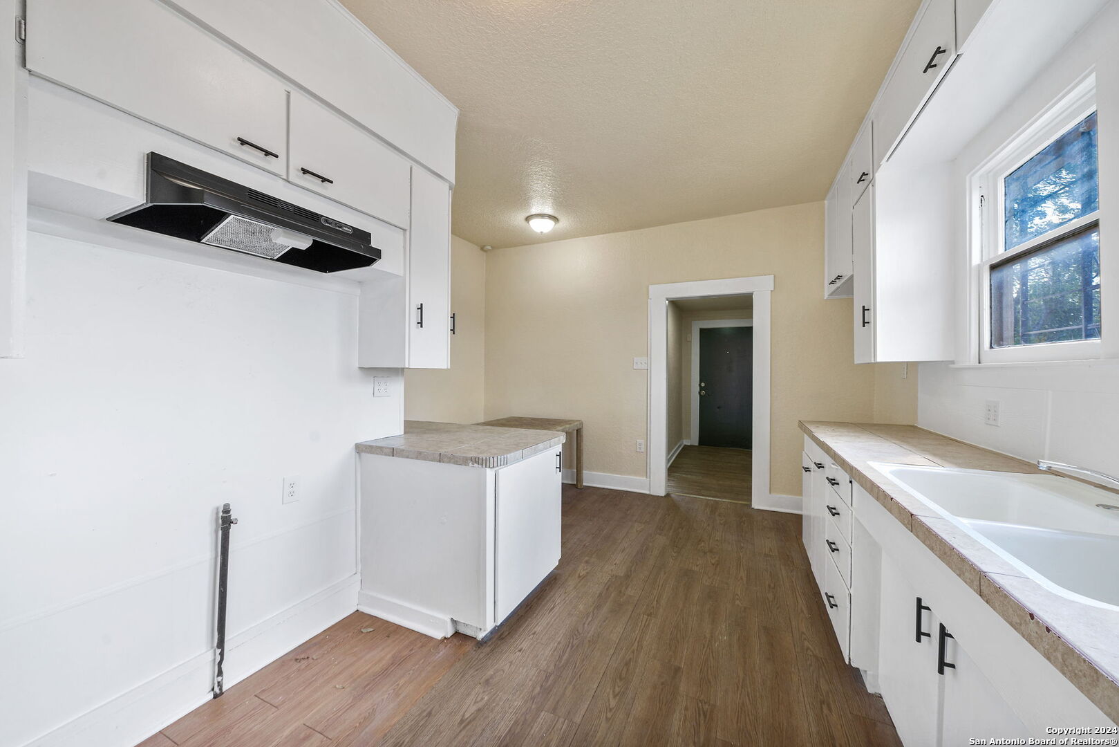 840 Culebra Road San Antonio, TX 78201 - Photo 8 of 25