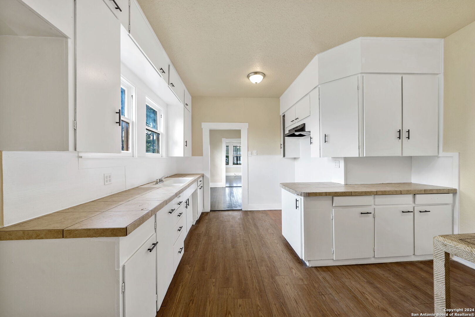 840 Culebra Road San Antonio, TX 78201 - Photo 10 of 25