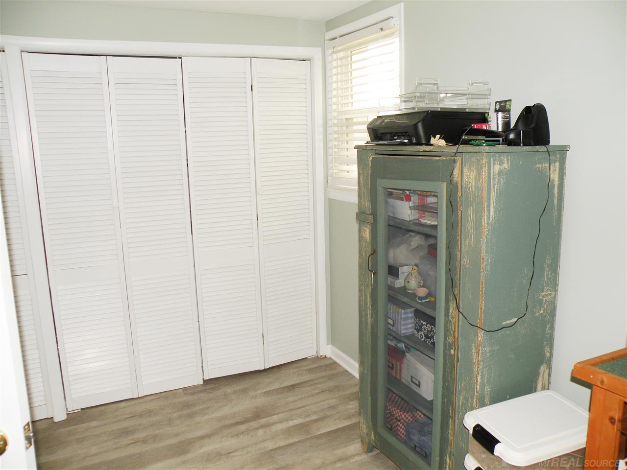 2381 Lakeshore Road Applegate, MI 48401 - Photo 30 of 49 31363950-29.JPG