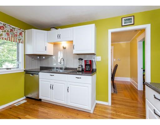 155 Eddy Street Springfield, MA 01104 - Photo 12 of 38