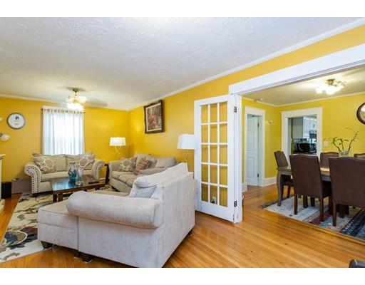 155 Eddy Street Springfield, MA 01104 - Photo 7 of 38