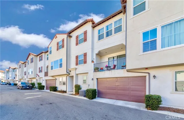 $739,000 | 217 Promenade Street, Pomona, CA 91768