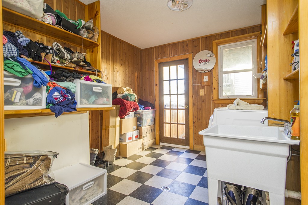 54 Telegraph Street Boston, MA 02127 - Photo 11 of 20