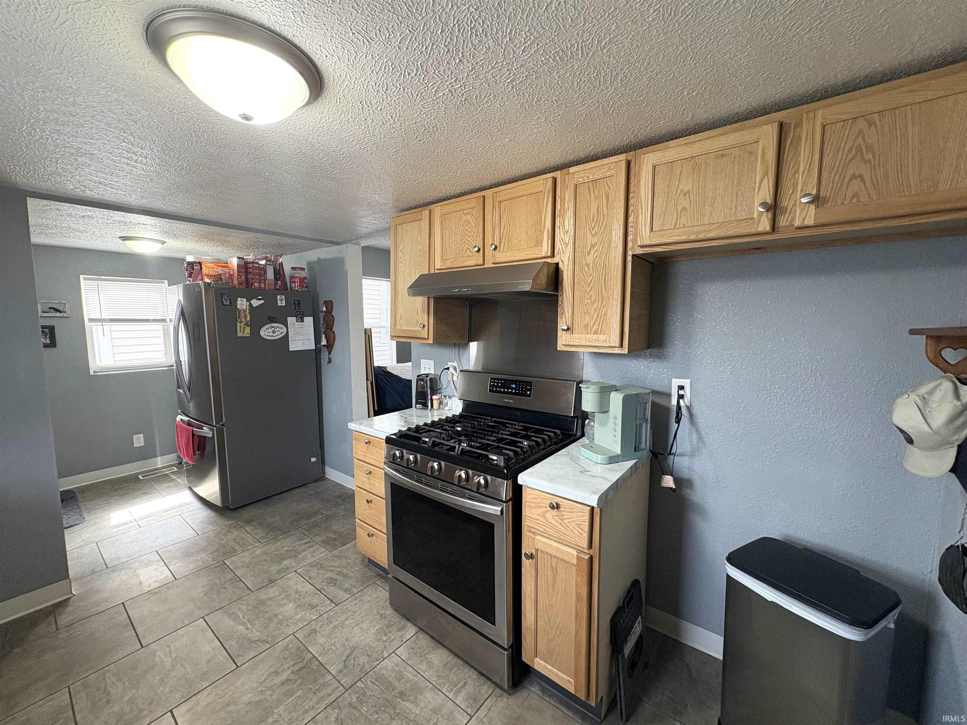 210 West Jay Street Dunkirk, IN 47336 - Photo 11 of 30