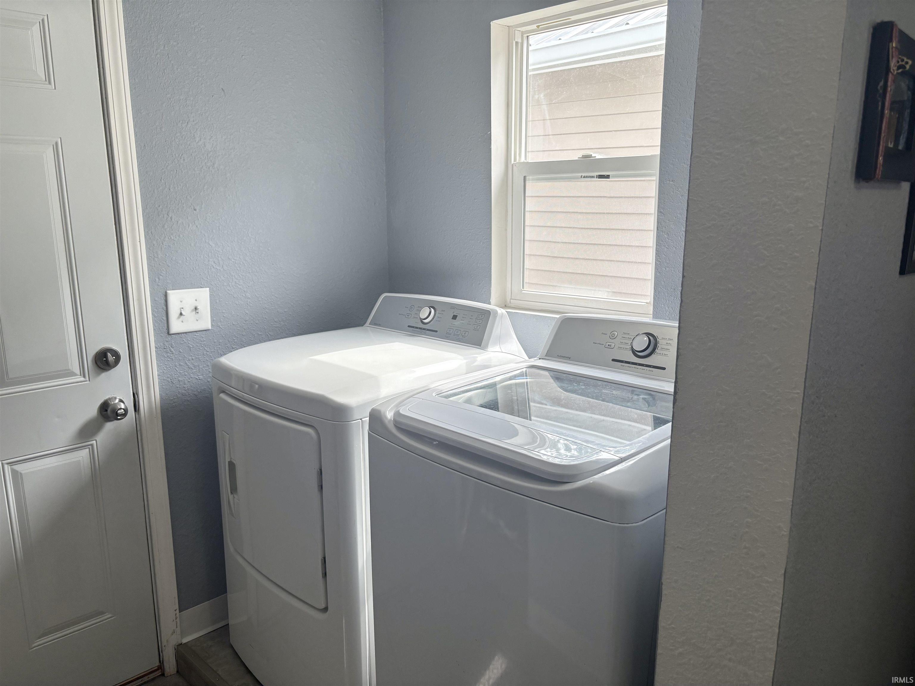 210 West Jay Street Dunkirk, IN 47336 - Photo 12 of 30