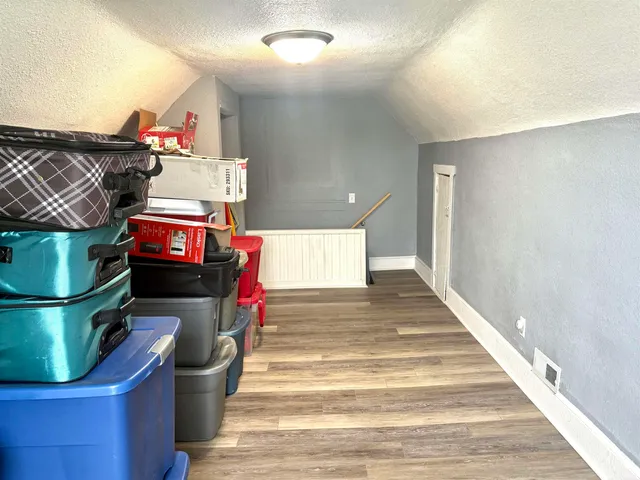 $134,900 | 210 West Jay Street, Dunkirk, IN 47336