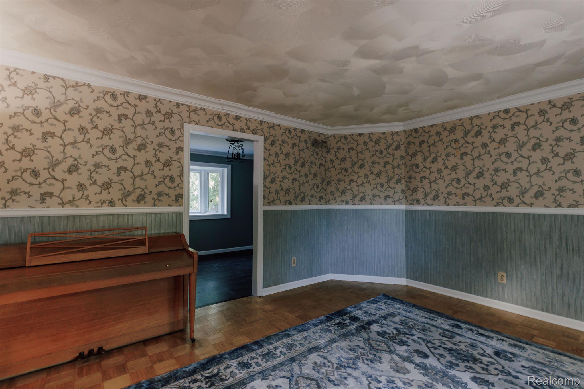 43990 Saltz Road Canton, MI 48187 - Photo 15 of 43 Gallery Image 15