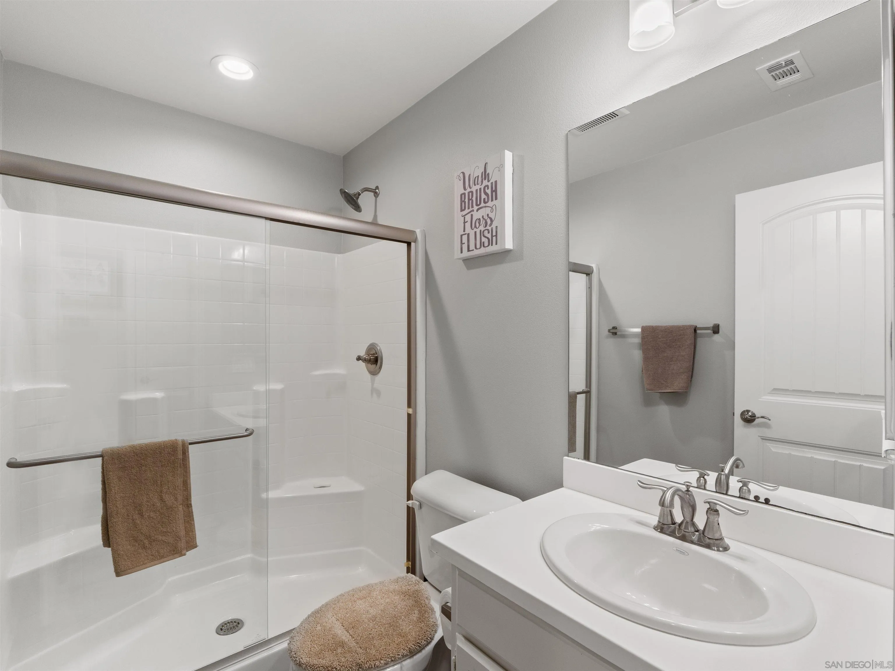 1369 Keck Road Chula Vista, CA 91913 - Photo 6 of 50