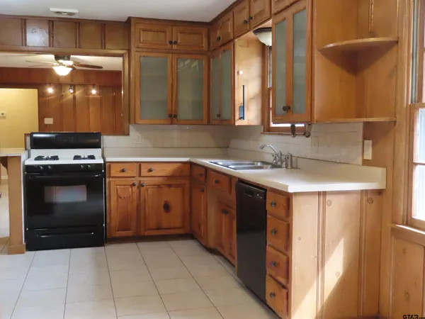 $1,495 | 1220 Powers Drive, Tyler, TX 75701