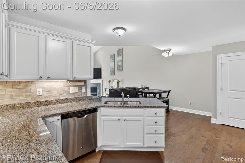 465 Hosta, Unit 82 Howell, MI 48843 - Photo 12 of 44