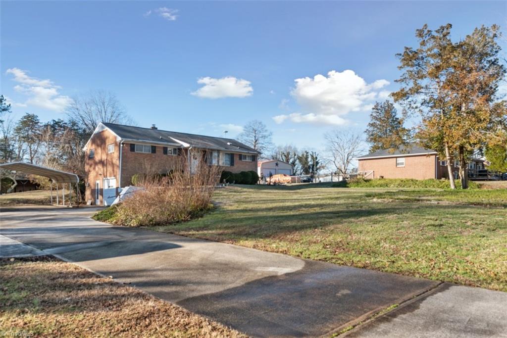 1177 Hedgecock Road High Point, NC 27265 - Photo 6 of 38 Gallery Image 6