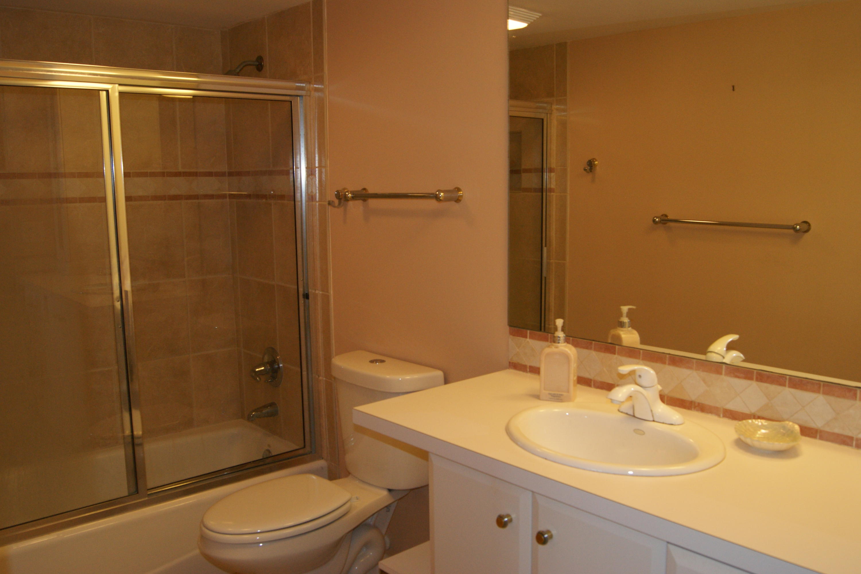 1456 Northeast Ocean Boulevard, Unit 7103 Stuart, FL 34996 - Photo 6 of 16 DSC03733