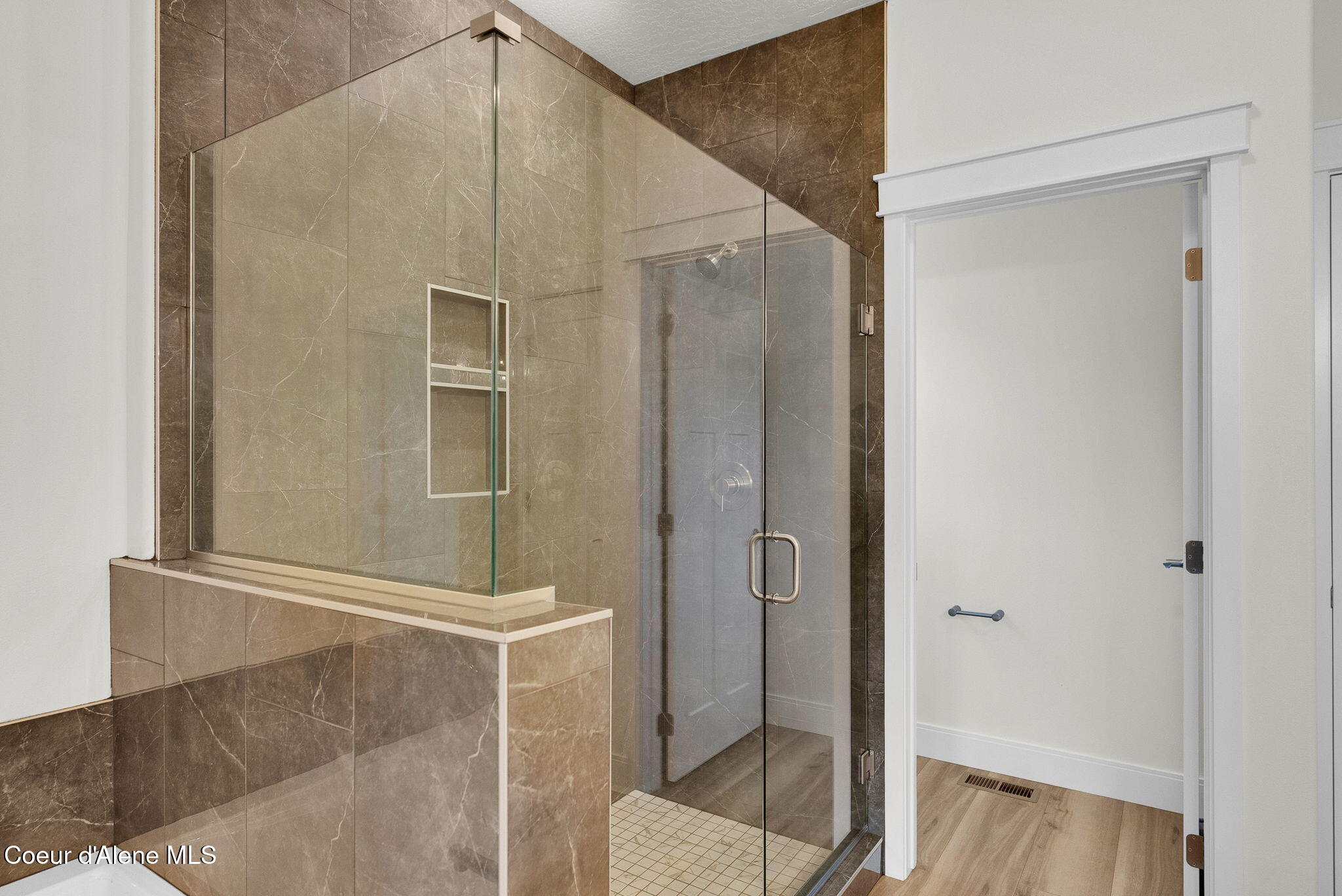 15109 North Liane Lane Rathdrum, ID 83858 - Photo 22 of 55 Primary Bathroom