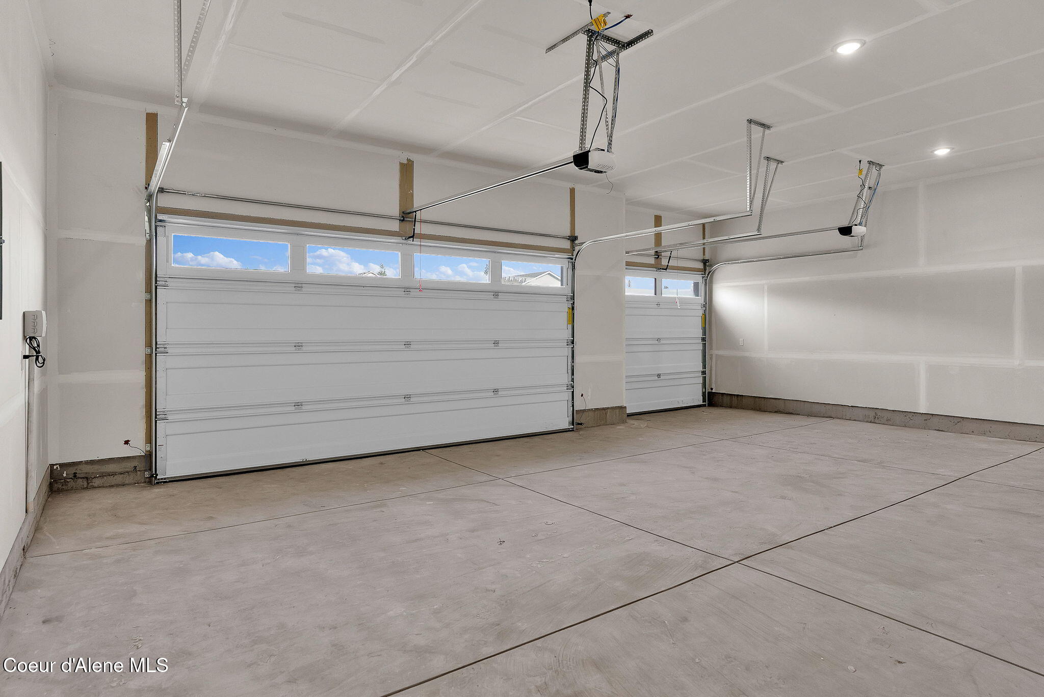 15109 North Liane Lane Rathdrum, ID 83858 - Photo 36 of 55 Garage