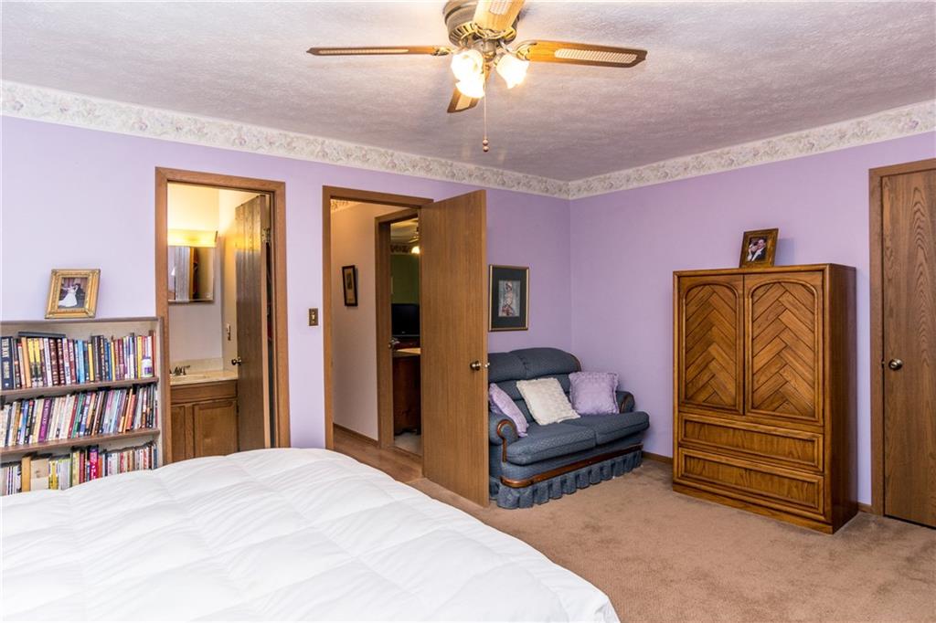 186 Old English Road Pittsburgh, PA 15237 - Photo 14 of 24 Gallery Image 14