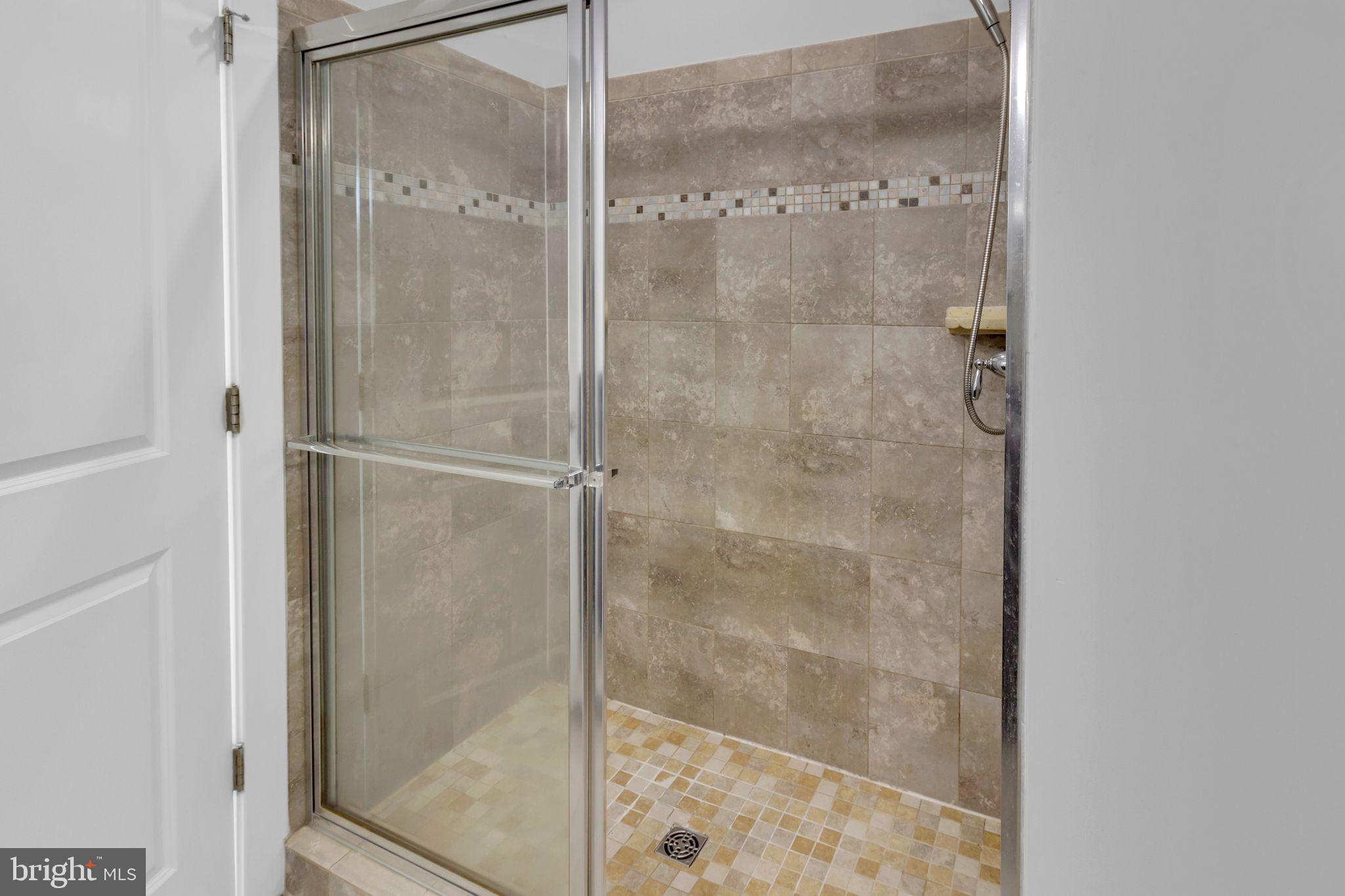 9802 Fields Road Gaithersburg, MD 20878 - Photo 23 of 51