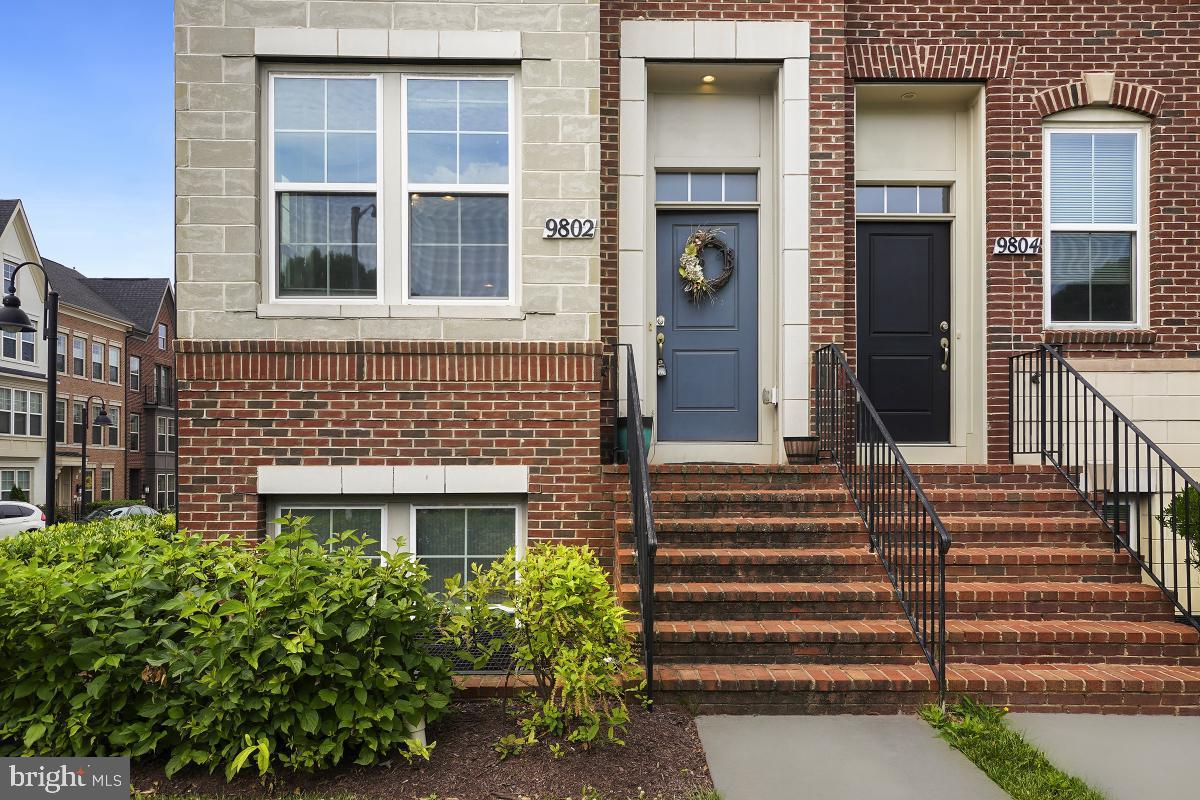 9802 Fields Road Gaithersburg, MD 20878 - Photo 3 of 51