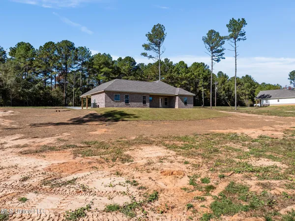 $284,500 | 525 Shirley Sanford Road, Seminary, MS 39479