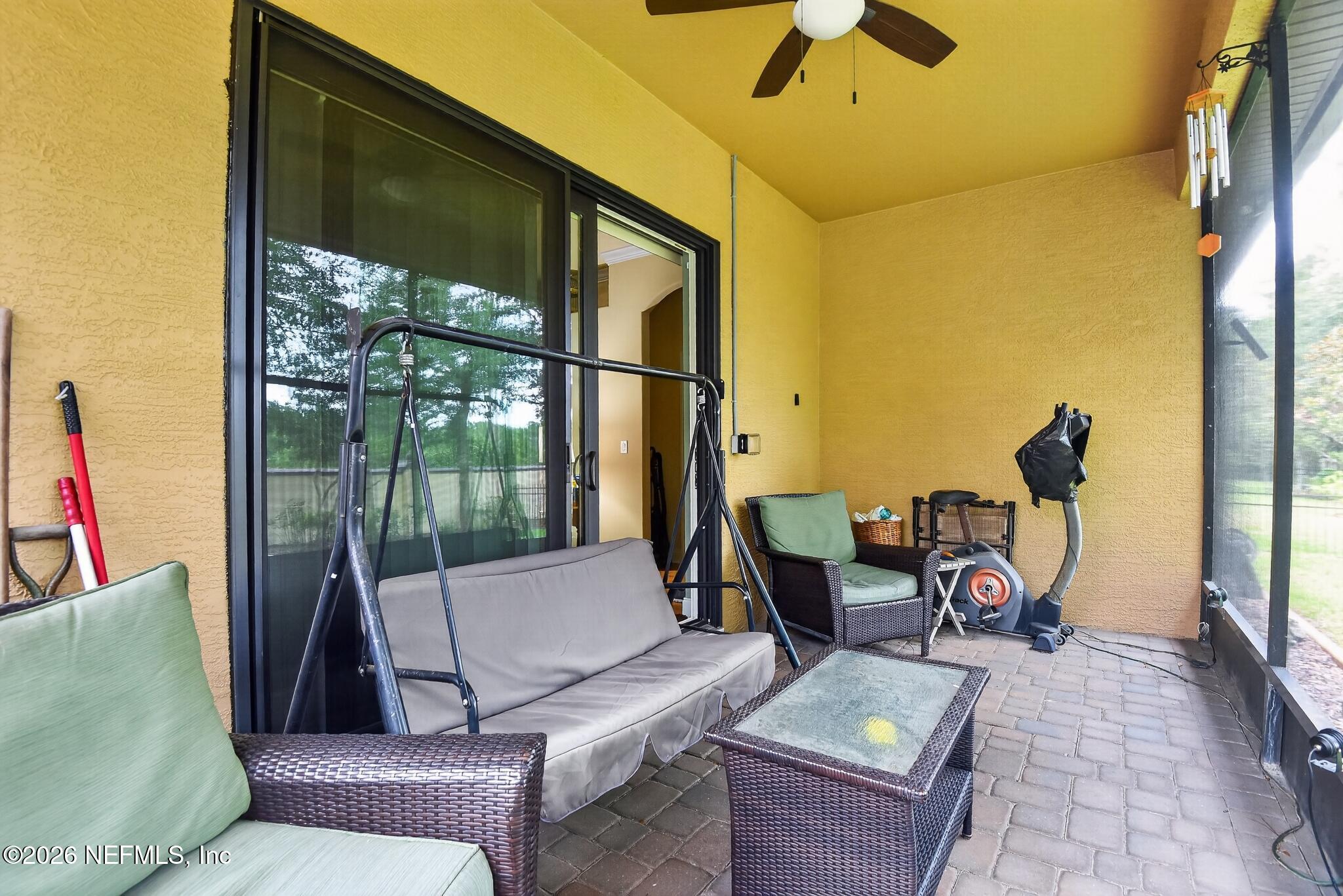 110 Vía Roma Ormond Beach, FL 32174 - Photo 34 of 43 a living room with furniture
