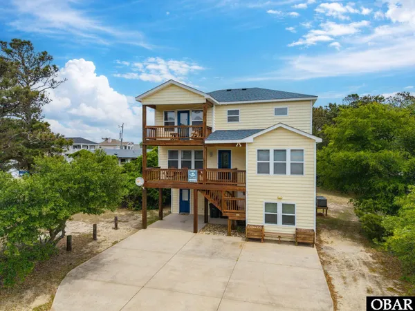 $750,000 | 3303 South Croatan Highway, Unit 3, Nags Head, NC 27959