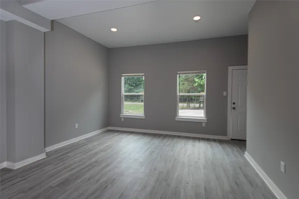 $1,300 | 519 Magnolia Point Drive, Unit A, Houston, TX 77336