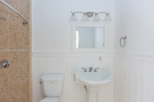 $4,300 | 5520 Hayes Street, Unit 5520, Hollywood, FL 33021