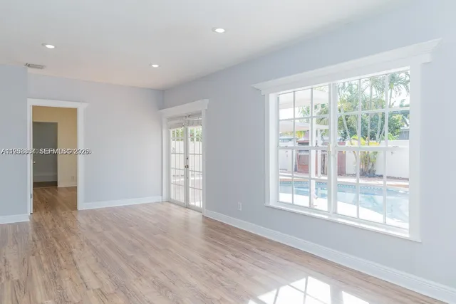 $4,300 | 5520 Hayes Street, Unit 5520, Hollywood, FL 33021