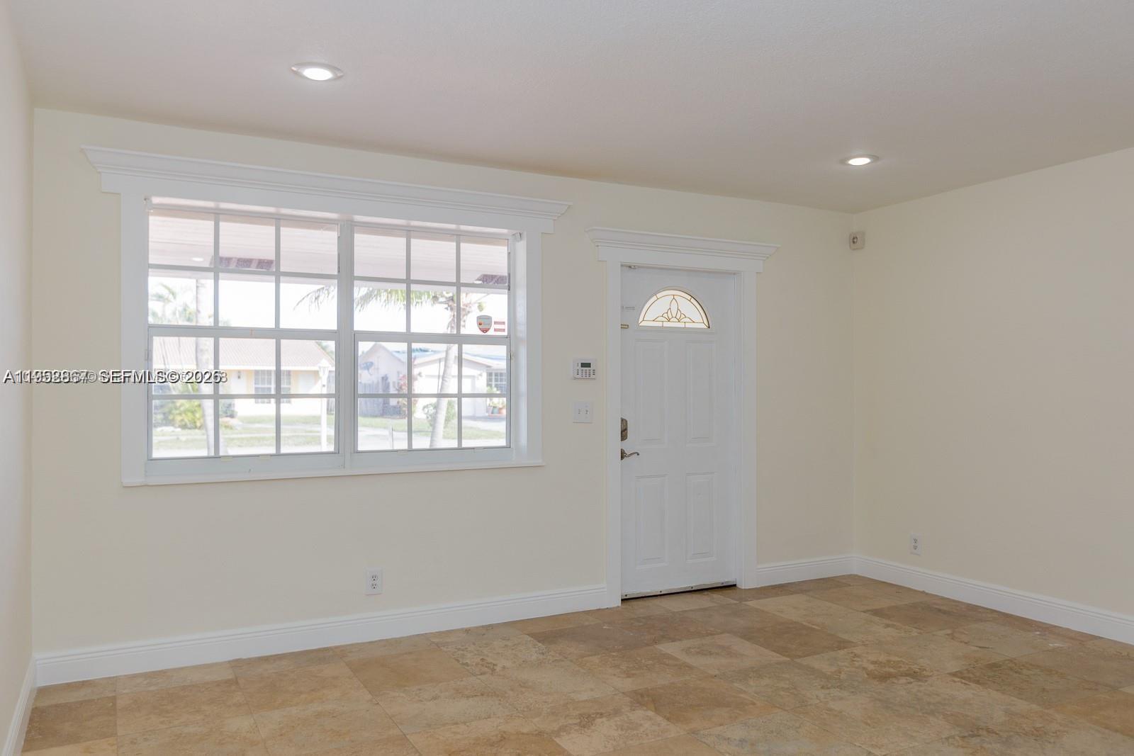 5520 Hayes Street, Unit 5520 Hollywood, FL 33021 - Photo 3 of 26