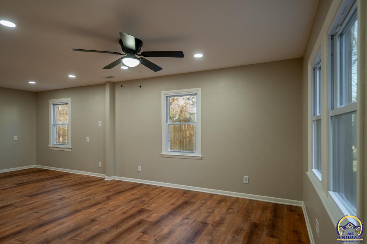 3205 Southwest Munson Avenue Topeka, KS 66604 - Photo 8 of 17