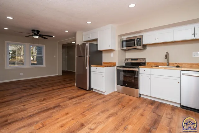 $154,950 | 3205 Southwest Munson Avenue, Topeka, KS 66604