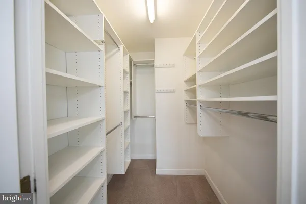 $2,295 | 100 Harborview Drive, Unit 1106, Baltimore, MD 21230