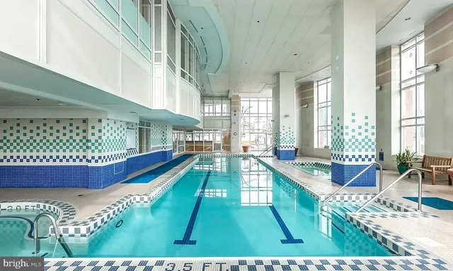 $2,400 | 100 Harborview Drive, Unit 1106, Baltimore, MD 21230