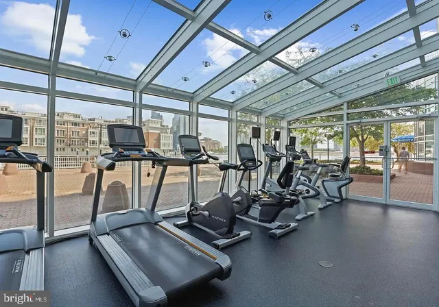 $2,400 | 100 Harborview Drive, Unit 1106, Baltimore, MD 21230