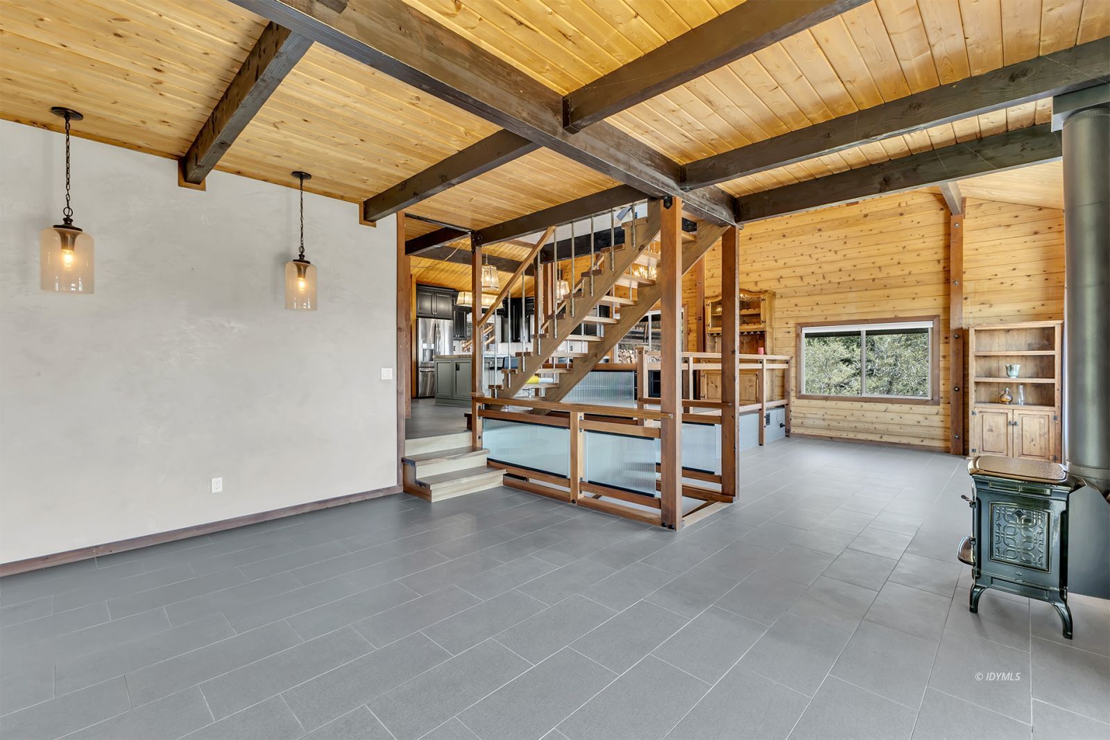 53015 Double View Drive Idyllwild, CA 92549 - Photo 42 of 99 a view of a room with gym equipment