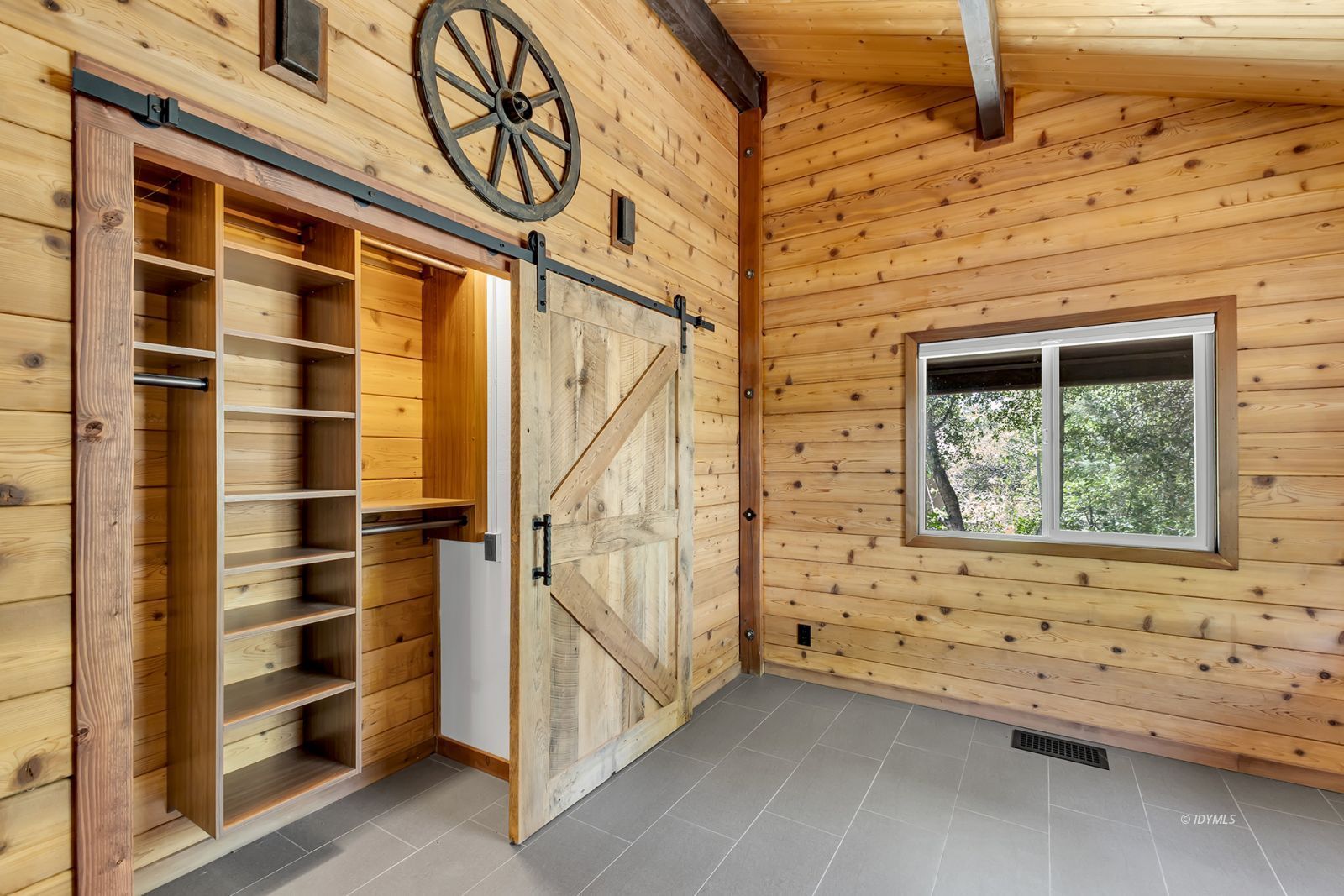 53015 Double View Drive Idyllwild, CA 92549 - Photo 50 of 99 a view of front door of house