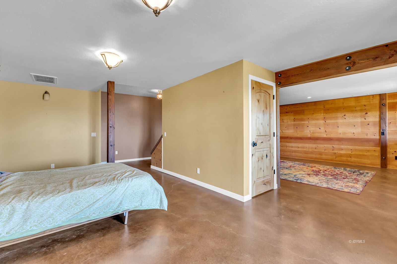 53015 Double View Drive Idyllwild, CA 92549 - Photo 81 of 99 a bedroom with a bed and a large window