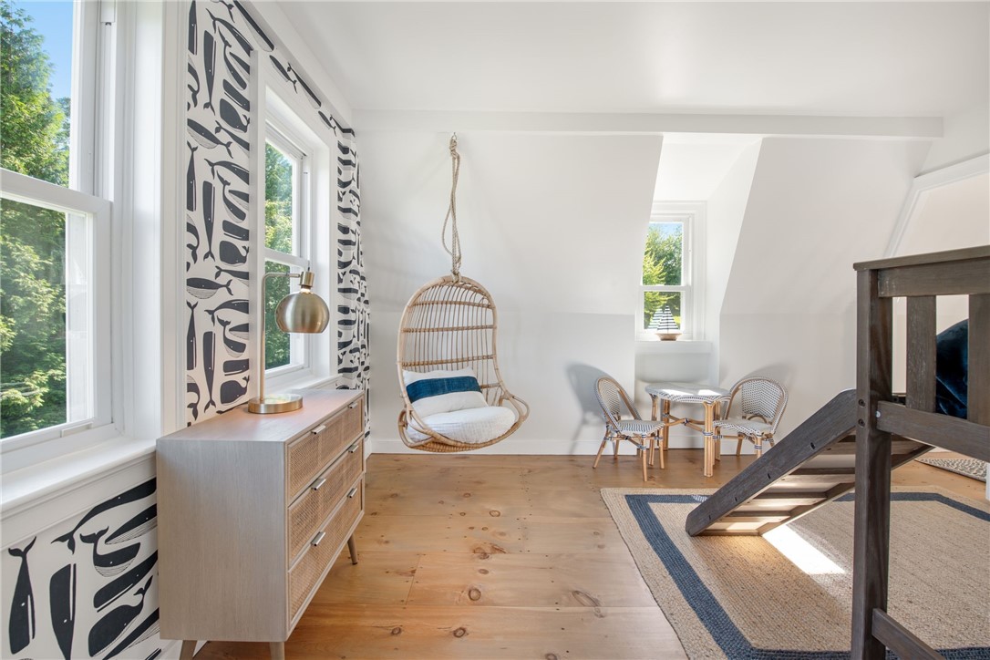 376 East Shore Road Jamestown, RI 02835 - Photo 32 of 37