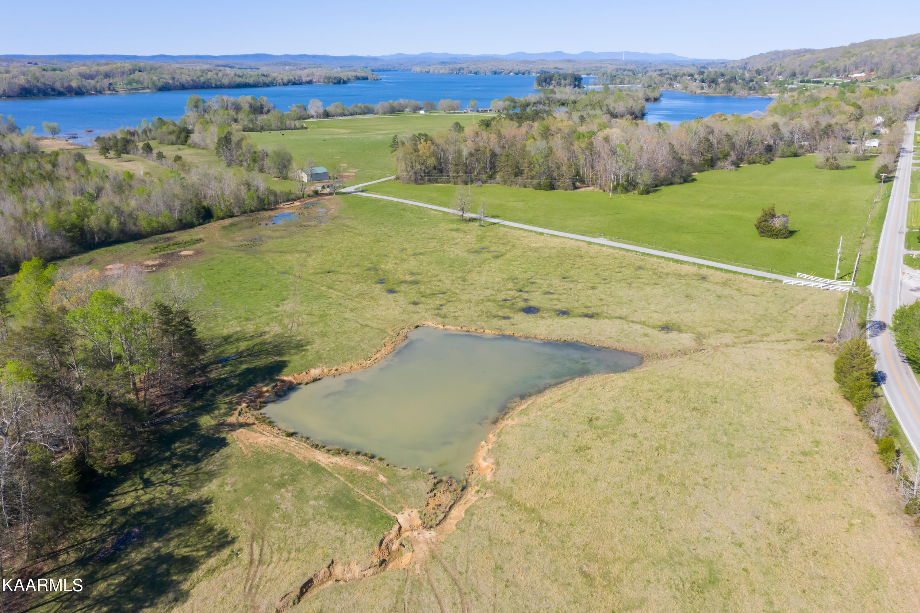4 R Browns Peninsula Road Kingston, TN 37763 - Photo 1 of 21 4R-4