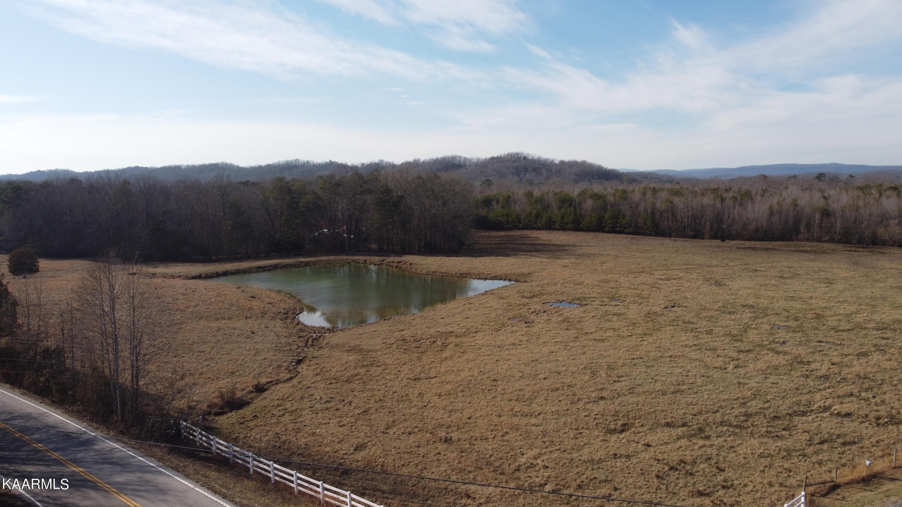 4 R Browns Peninsula Road Kingston, TN 37763 - Photo 10 of 21 4R-12
