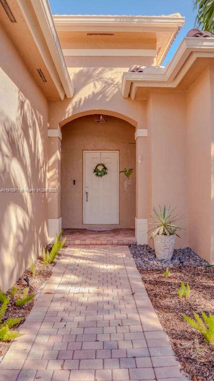 1701 Southeast 17th Avenue Homestead, FL 33035 - Photo 2 of 25 a view of a backyard of a house