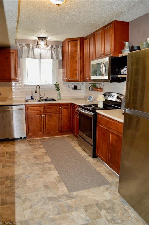 1704 North Hamilton Street, Unit F High Point, NC 27262 - Photo 4 of 22 Gallery Image 4